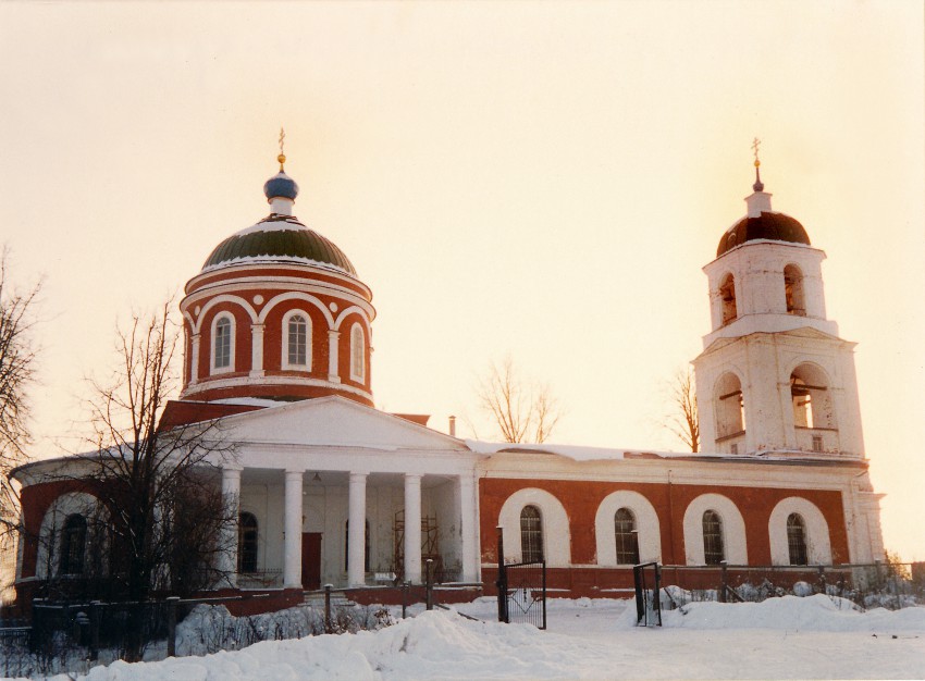 Головково. Церковь Покрова Пресвятой Богородицы. фасады