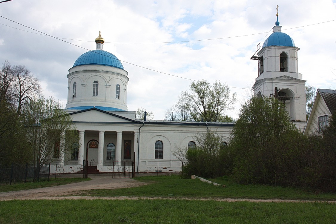 Головково. Церковь Покрова Пресвятой Богородицы. фасады