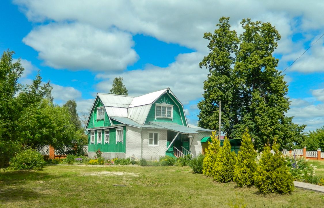 Пустоша. Церковь Покрова Пресвятой Богородицы. дополнительная информация, Дом причта