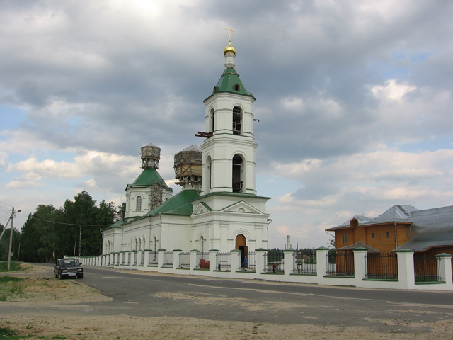 Шарапово. Церковь Троицы Живоначальной. фасады