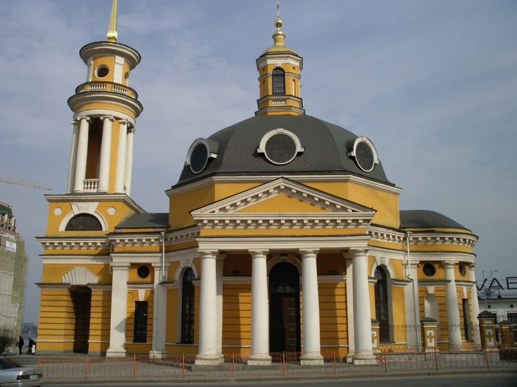 Церковь Рождества Христова на Подоле (новая), Подол (Подольский район, Украина, г. Киев). общий вид в ландшафте