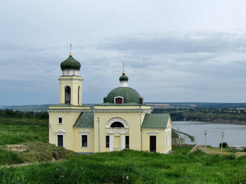 Хотин. Церковь Александра Невского. фасады, вид с юга