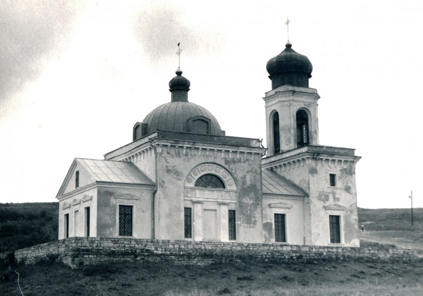 Хотин. Церковь Александра Невского. фасады