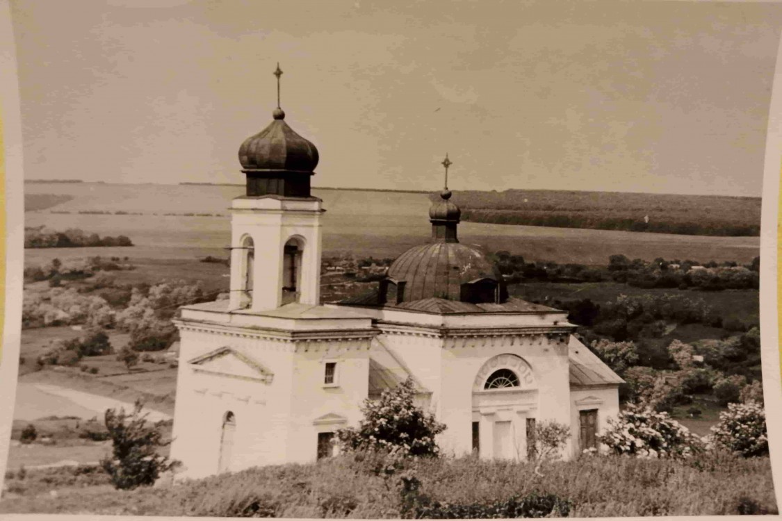 Церковь Александра Невского, Хотин (Днестровский район, Украина, Черновицкая область). архивная фотография, Частная коллекция. Фото 1970-х годов