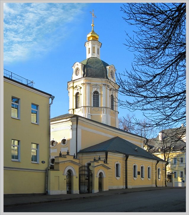 Мещанский. Церковь Николая Чудотворца в Звонарях. фасады, Снято в Октябре 2010 года.