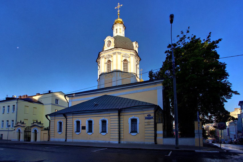 Мещанский. Церковь Николая Чудотворца в Звонарях. фасады