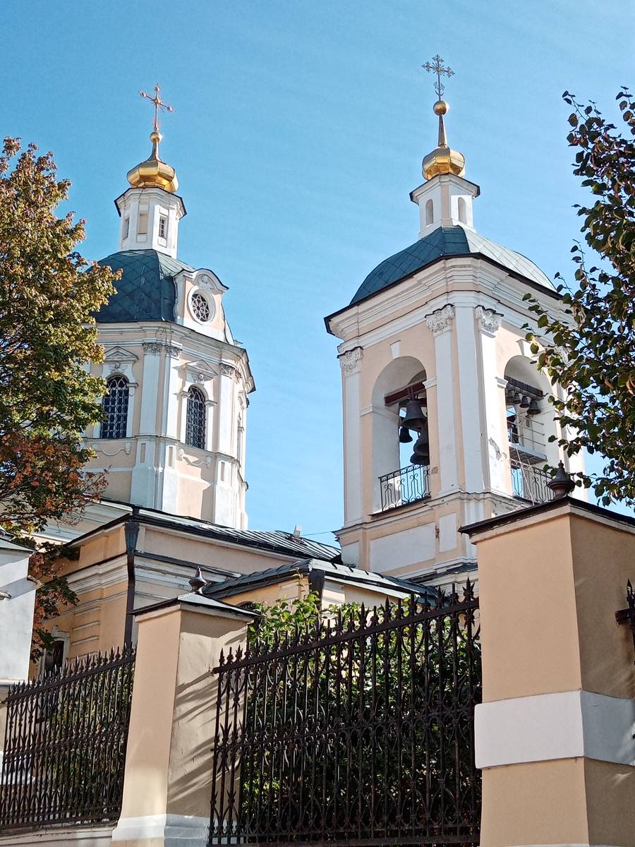Церковь Николая Чудотворца в Звонарях, Мещанский (Центральный административный округ (ЦАО), г. Москва). общий вид в ландшафте, Вид на храм со Звонарского переулка