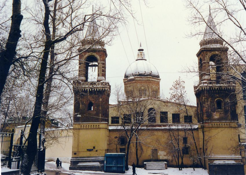 Иоанно-Предтеченский женский монастырь, Басманный (Центральный административный округ (ЦАО), г. Москва). фасады