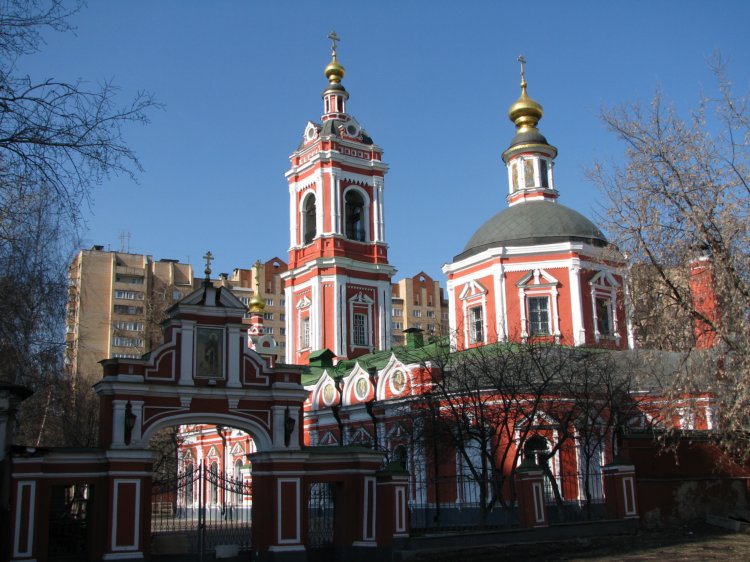 Церковь Пимена Великого (Троицы Живоначальной) в Новых Воротниках, Тверской (Центральный административный округ (ЦАО), г. Москва). фасады