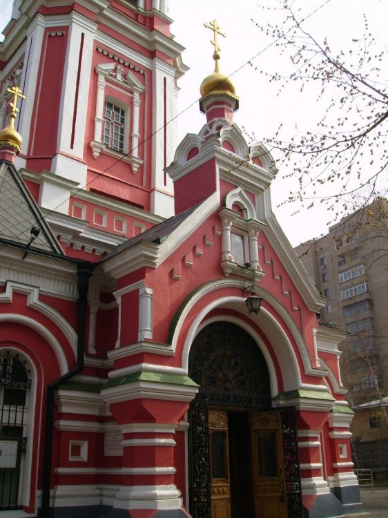 Церковь Пимена Великого (Троицы Живоначальной) в Новых Воротниках, Тверской (Центральный административный округ (ЦАО), г. Москва). архитектурные детали