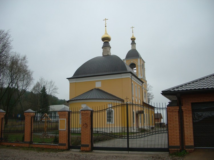 Луцино. Церковь Николая Чудотворца. фасады