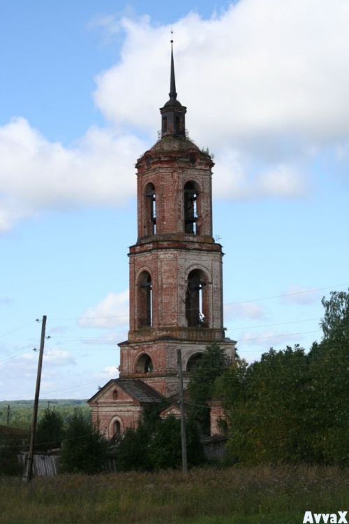 Церковь Казанской иконы Божией Матери, Караул (Богородский район, Кировская область). фасады
