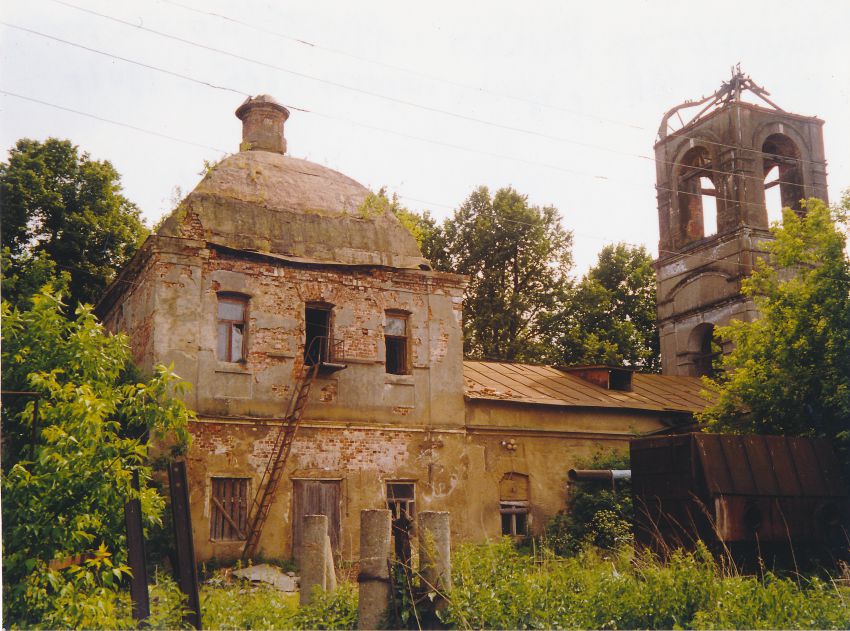Луцино. Церковь Николая Чудотворца. фасады