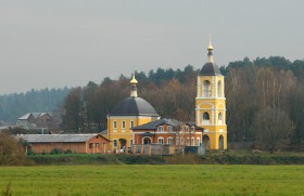 Луцино. Церковь Николая Чудотворца