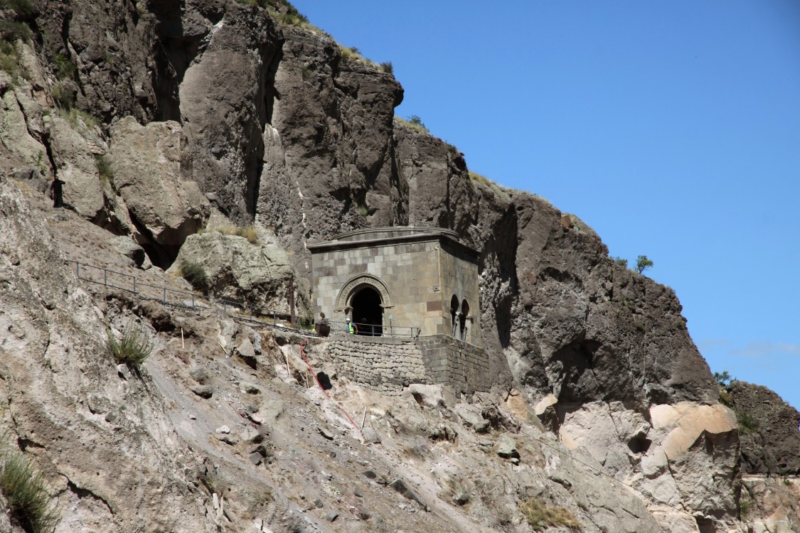 Успенский монастырь, Вардзиа (Самцхе-Джавахети, Грузия). дополнительная информация, Колокольня