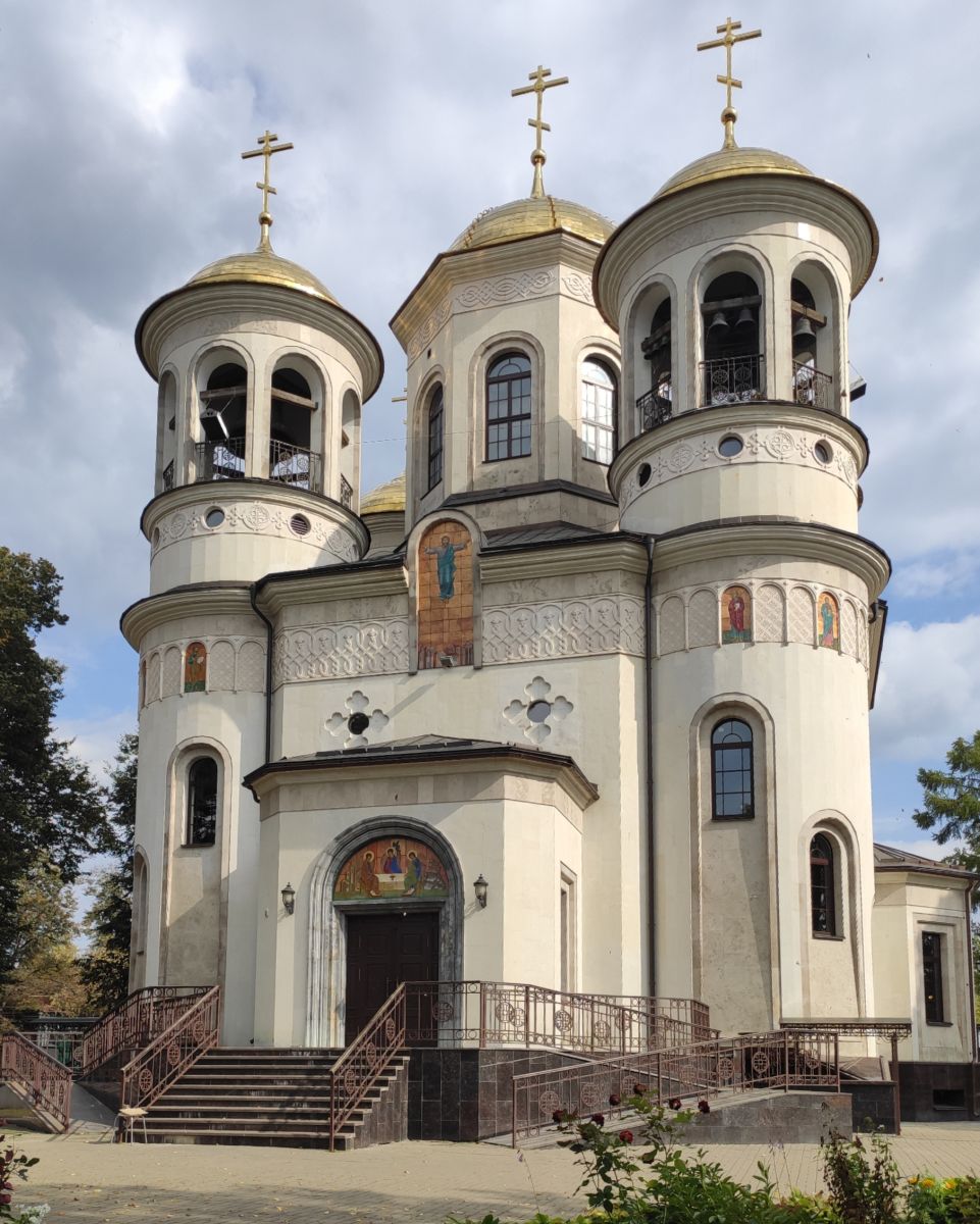 Звенигород. Церковь Вознесения Господня (новая). фасады