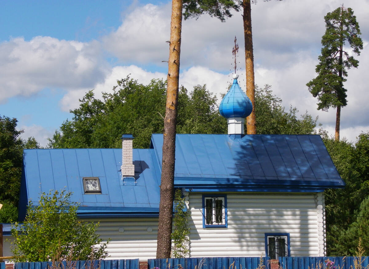 Церковь Владимирской иконы Божией Матери (временная), Елизаветино (Гатчинский район, Ленинградская область). фасады