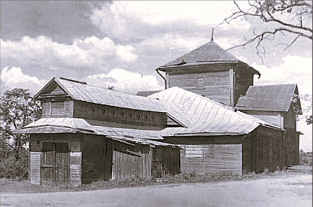Церковь Георгия Победоносца (старая), Осьмино (Лужский район, Ленинградская область). архивная фотография, Фото 1980-х годов, https://religion.wikireading.ru/heD8ZXyRYv