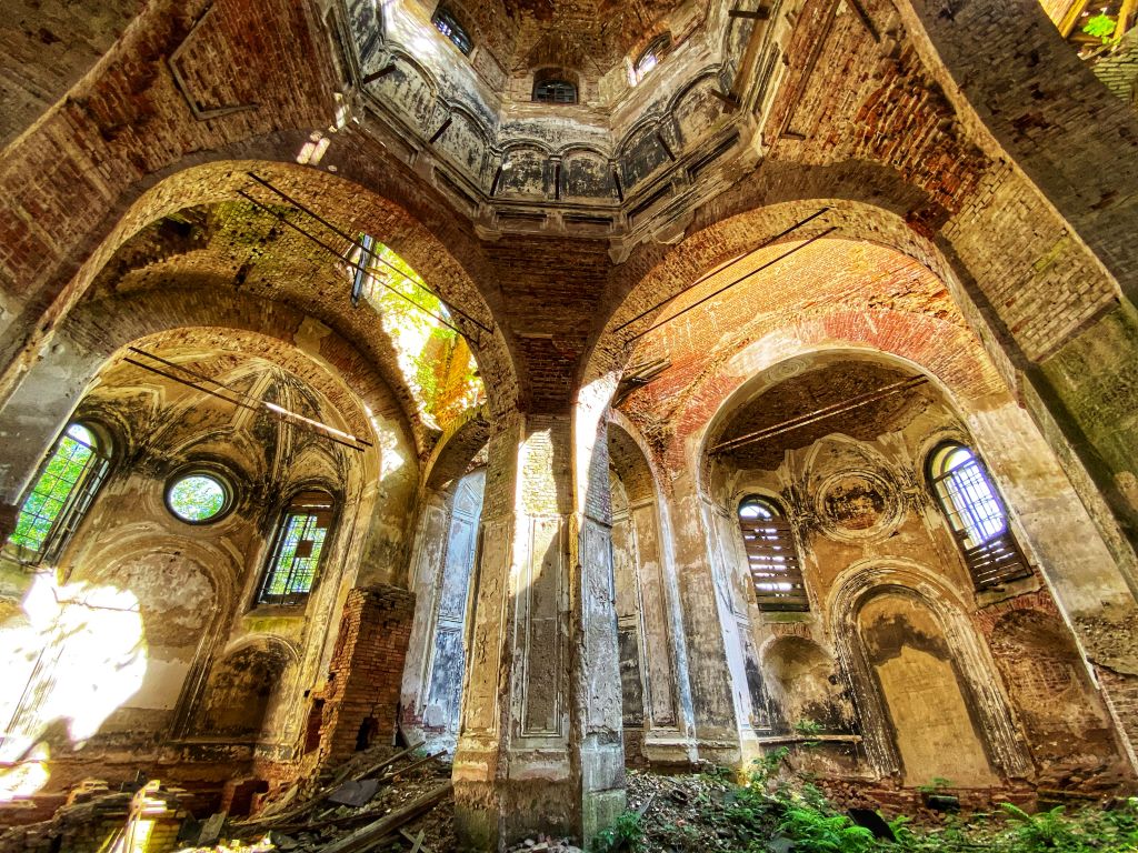 Церковь Николая Чудотворца, Рель (Лужский район, Ленинградская область). архитектурные детали
