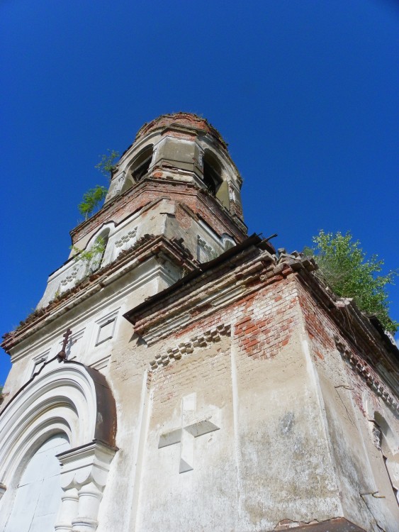 Самро. Церковь Вознесения Господня (старая). фасады, Колокольня