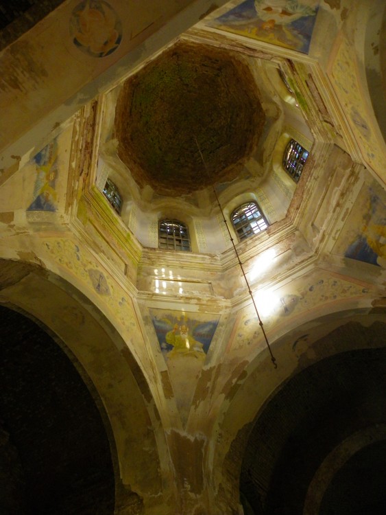 Церковь Вознесения Господня (старая), Самро (Лужский район, Ленинградская область). интерьер и убранство, Подкупольное пространство