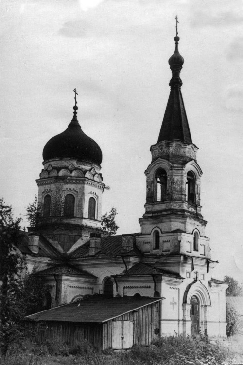 Самро. Церковь Вознесения Господня (старая). архивная фотография, Частная коллекция. Фото 1970-х годов