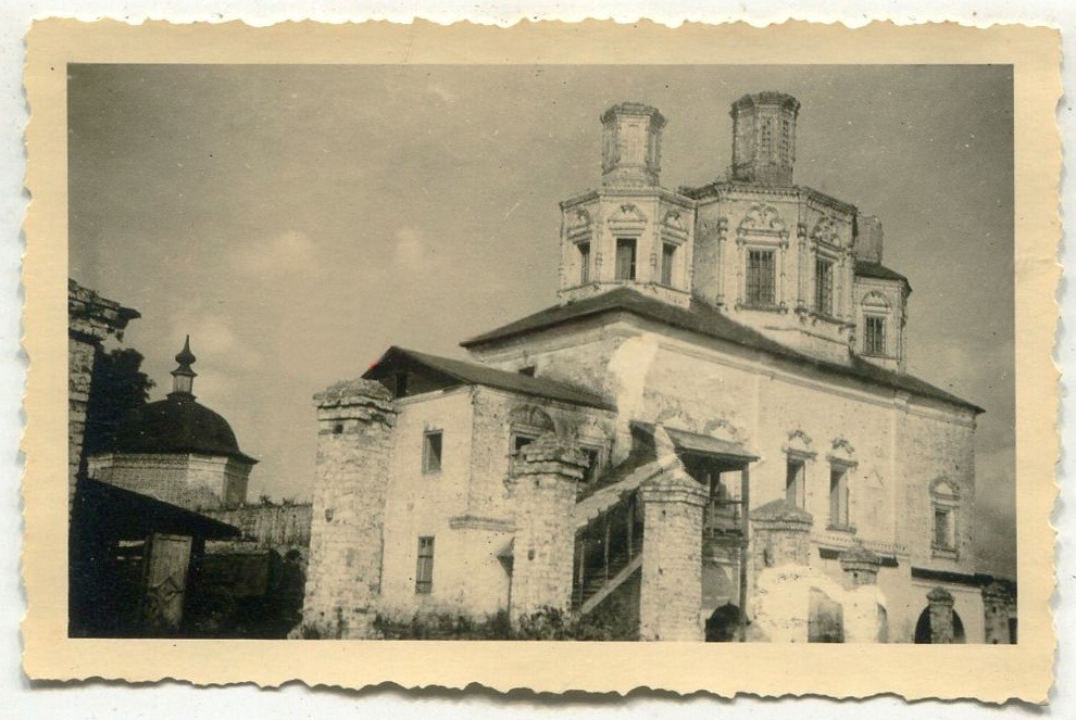 Фото 1942 г. с аукциона e-bay.de, архивная фотография. Свенский Успенский монастырь. Церковь Сретения Господня, Супонево (Брянский район и г. Сельцо, Брянская область)