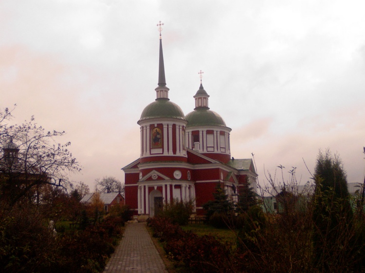 Пчела. Казанская Богородицкая Площанская мужская пустынь. Церковь Сошествия Святого Духа. фасады