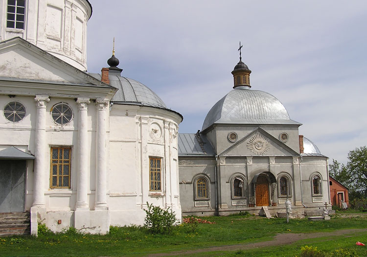 Казанская Богородицкая Площанская мужская пустынь. Церковь Покрова Пресвятой Богородицы, Пчела (Брасовский район, Брянская область). фасады