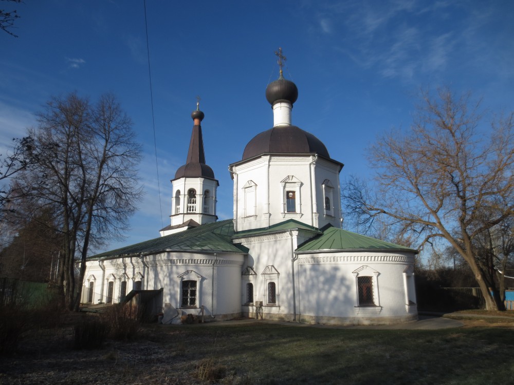 Церковь Троицы Живоначальной, Троицкое (Чеховский городской округ, Московская область). фасады