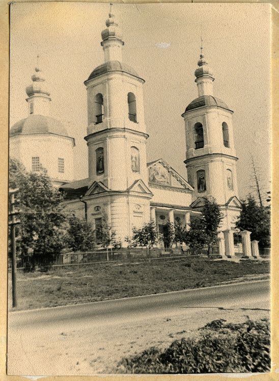 Церковь Воскресения Христова, Молоди (Чеховский городской округ, Московская область). архивная фотография, Частная коллекция. Фото 1950-х годов
