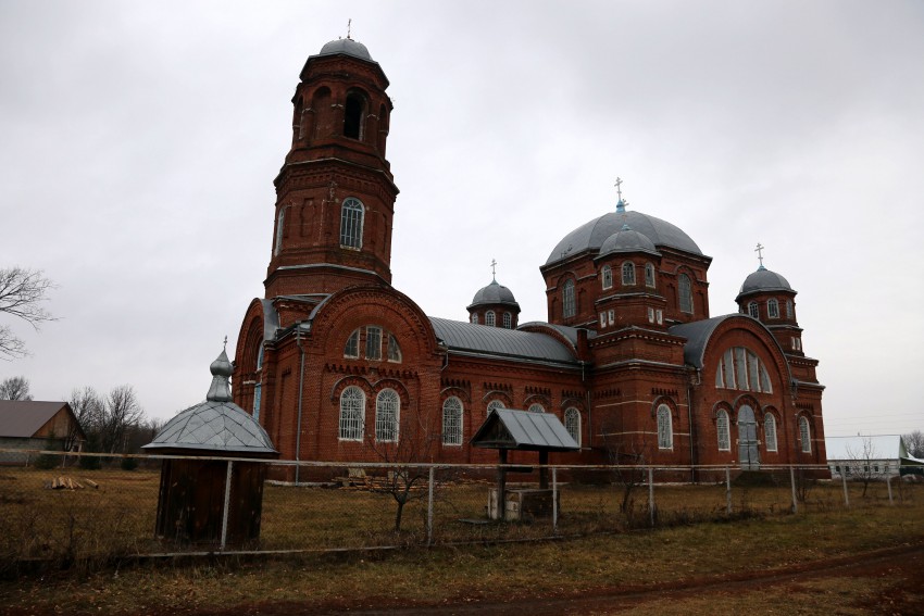 Церковь Воскресения Словущего, Серповое (Моршанский район и г. Моршанск, Тамбовская область). фасады
