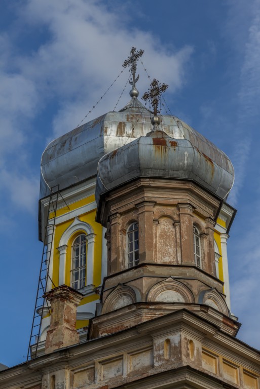 Церковь Сретения Господня, Вытегра (Вытегорский район, Вологодская область). архитектурные детали, Завершения