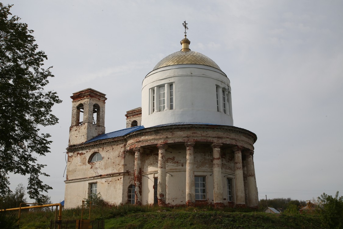 Борисово-Покровское. Церковь Покрова Пресвятой Богородицы. фасады