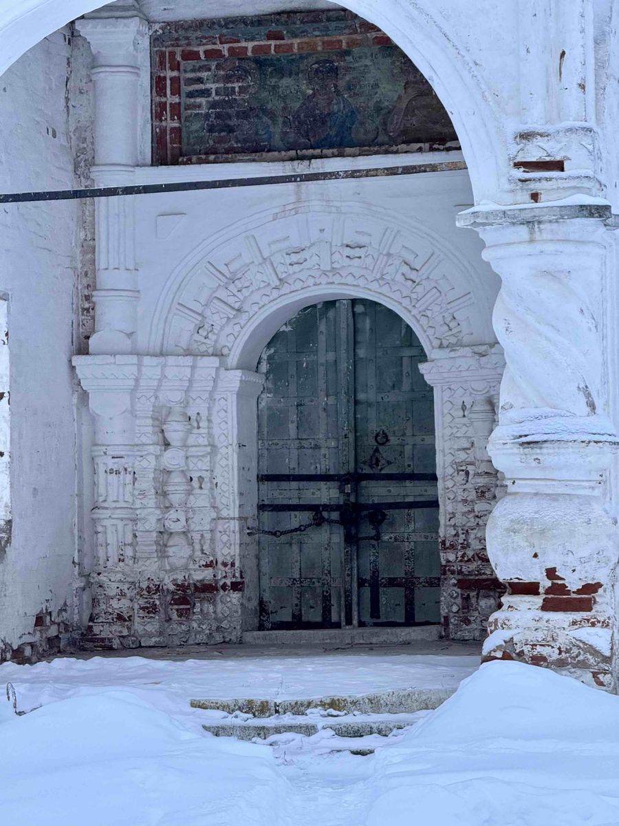 архитектурные детали. Церковь Димитрия Солунского в Дымковской слободе, Великий Устюг (Великоустюгский район, Вологодская область)