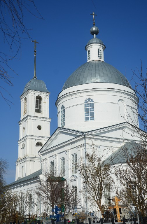 Церковь Троицы Живоначальной, Кирилловка (Арзамасский район и г. Арзамас, Нижегородская область). фасады