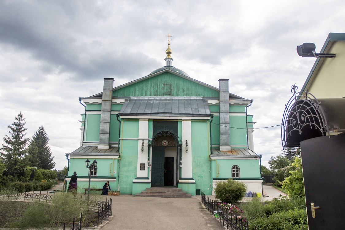 Церковь Сергия Радонежского, Выездное (Арзамасский район и г. Арзамас, Нижегородская область). фасады