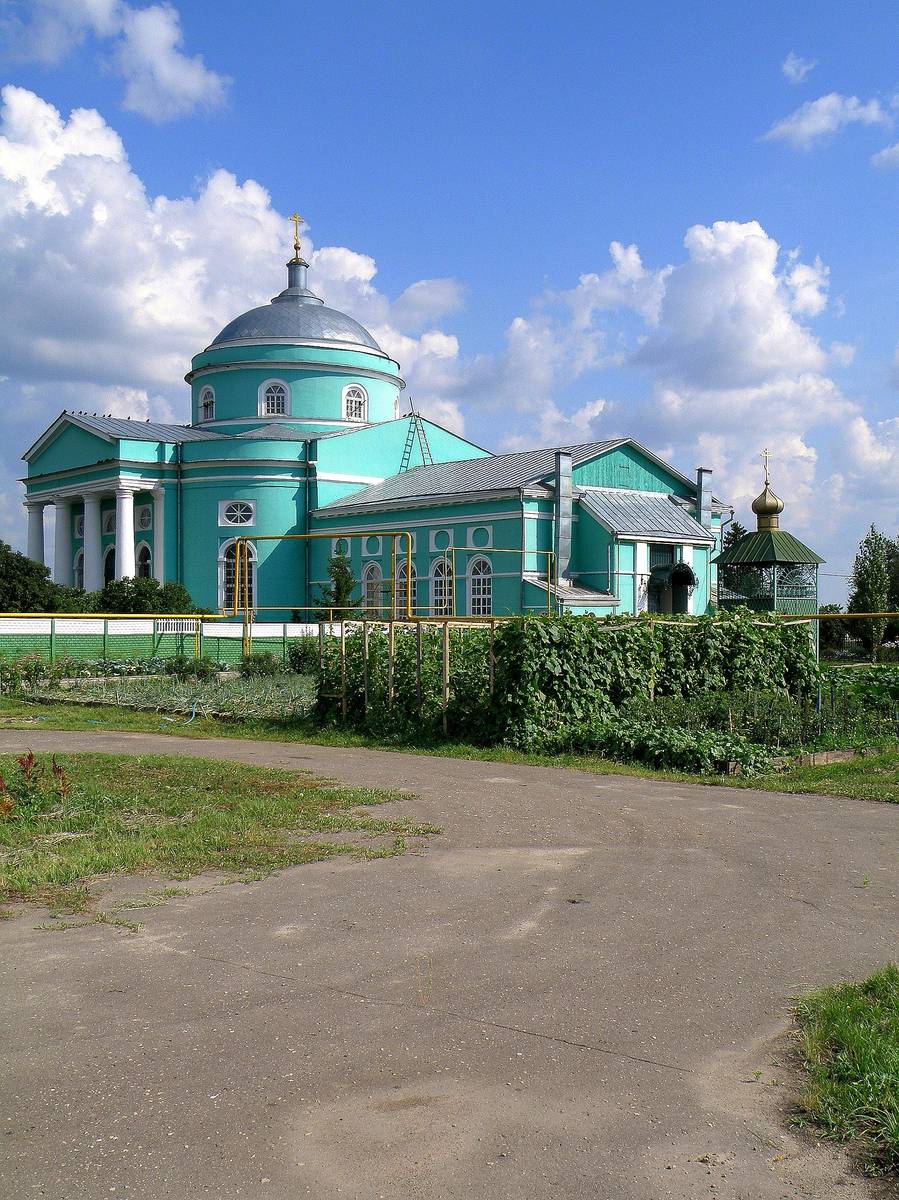 Церковь Сергия Радонежского, Выездное (Арзамасский район и г. Арзамас, Нижегородская область). общий вид в ландшафте