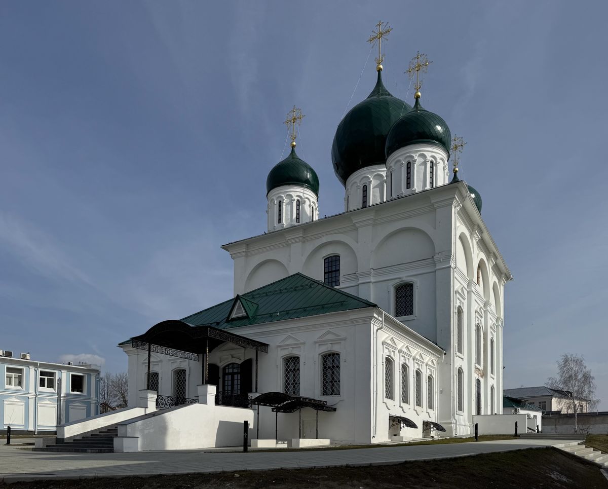 Вид с юго-запада, фасады. Спасо-Преображенский монастырь. Собор Преображения Господня, Арзамас (Арзамасский район и г. Арзамас, Нижегородская область)