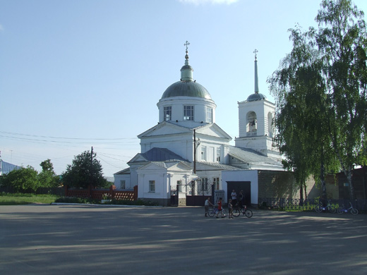 Церковь Сошествия Святого Духа, Арзамас (Арзамасский район и г. Арзамас, Нижегородская область). общий вид в ландшафте