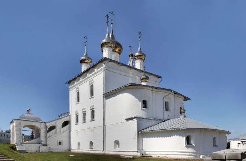 Гороховец. Троицкий Никольский мужской монастырь. Собор Троицы Живоначальной. фасады