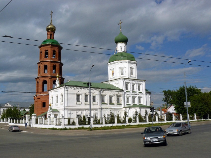 Собор Вознесения Господня, Йошкар-Ола (Йошкар-Ола, город, Республика Марий Эл). фасады, Идёт восстановление колокольни.