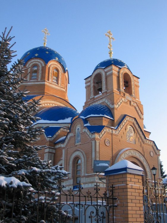 Йошкар-Ола. Церковь Успения Пресвятой Богородицы. фасады