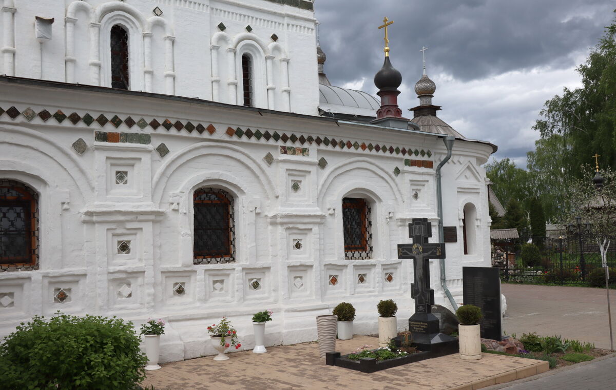 Троицкий женский монастырь. Собор Троицы Живоначальной, Муром (Муромский район и г. Муром, Владимирская область). архитектурные детали, Южный фасад