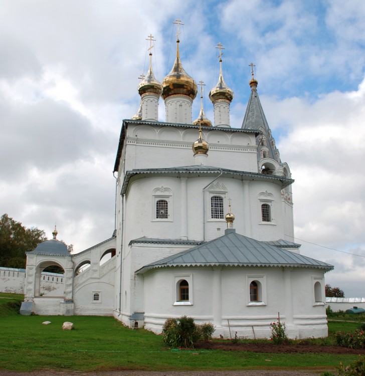 Гороховец. Троицкий Никольский мужской монастырь. Собор Троицы Живоначальной. фасады, восточный фасад