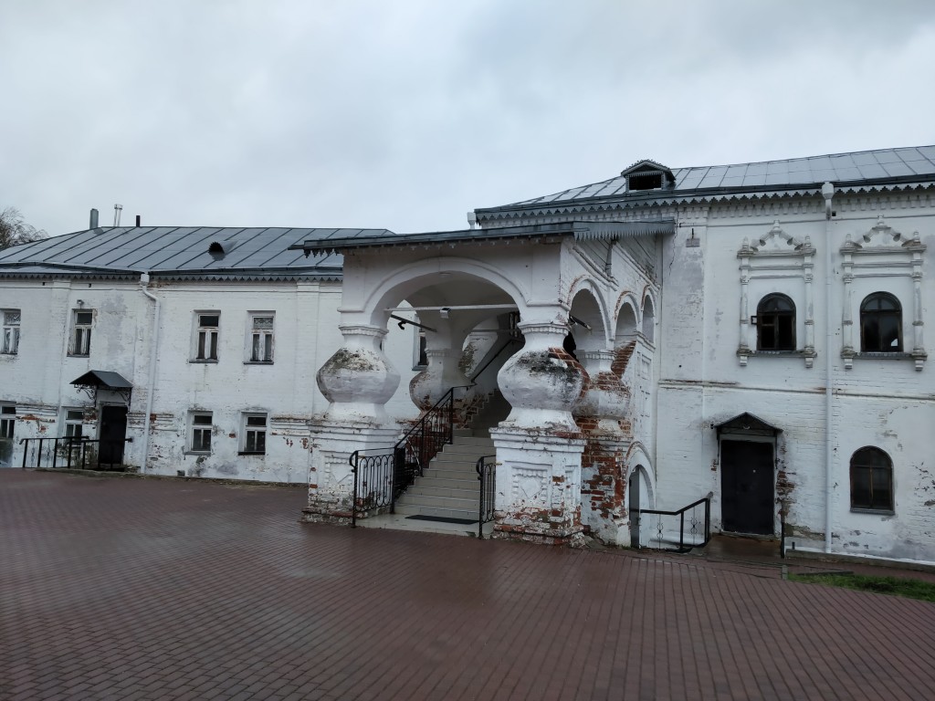 Троицкий Никольский мужской монастырь. Церковь Иоанна Лествичника, Гороховец (Гороховецкий район, Владимирская область). дополнительная информация, здание трапезной