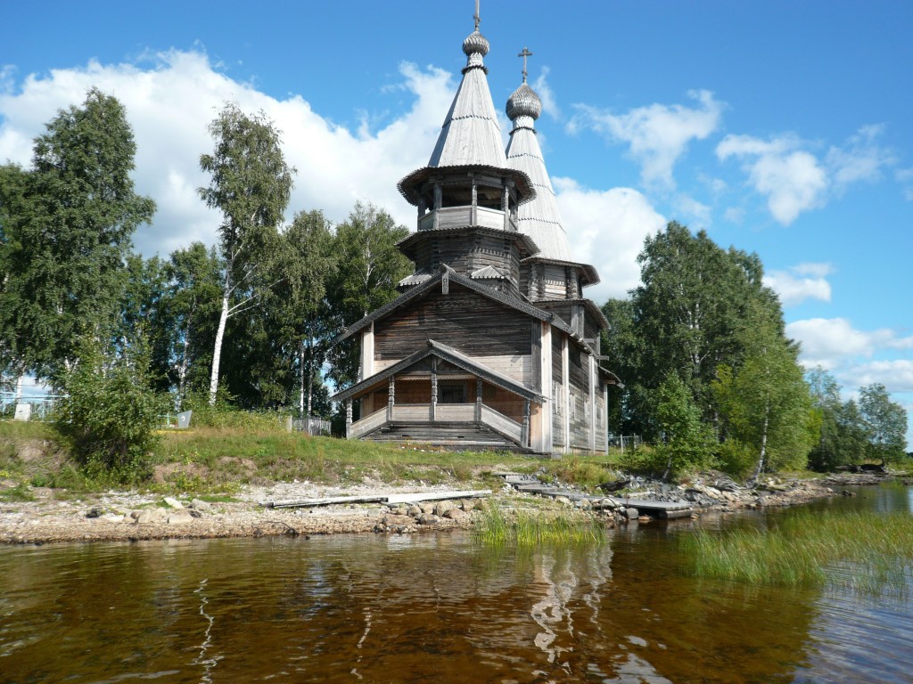 Церковь Богоявления Господня, Чёлмужи (Медвежьегорский район, Республика Карелия). общий вид в ландшафте