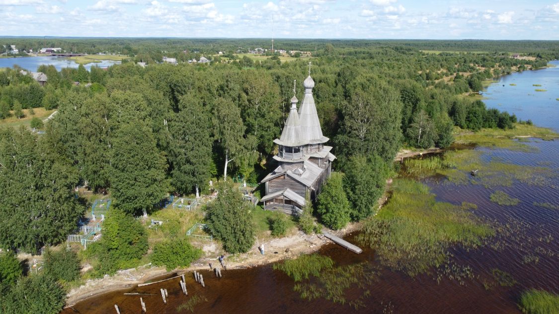 Церковь Богоявления Господня, Чёлмужи (Медвежьегорский район, Республика Карелия). общий вид в ландшафте