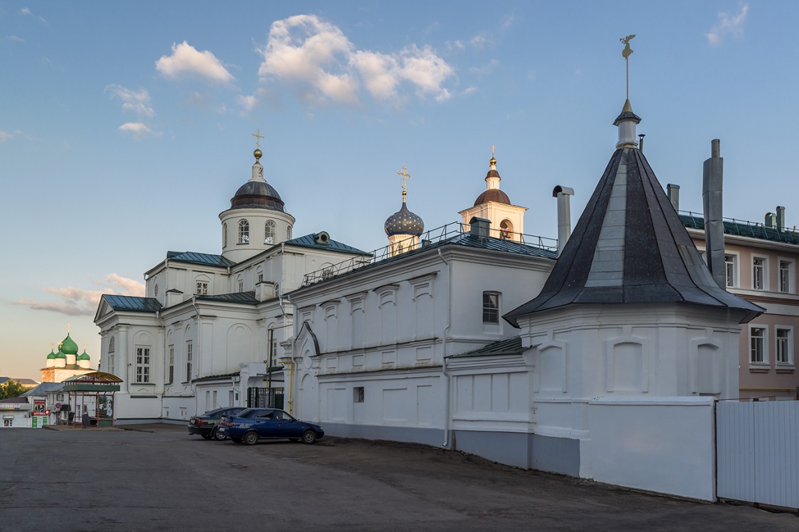 Арзамас. Николаевский женский монастырь. общий вид в ландшафте