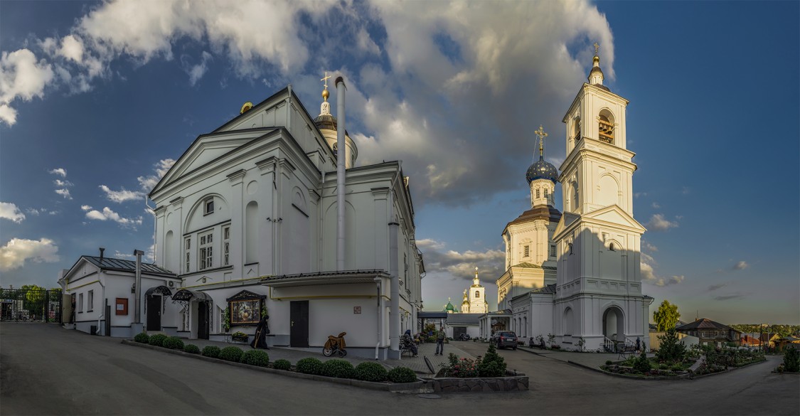 Арзамас. Николаевский женский монастырь. общий вид в ландшафте